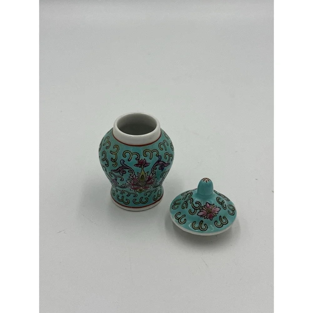 VTG Chinese Turquoise Famille Rose Minature Ginger Jar 3.25
